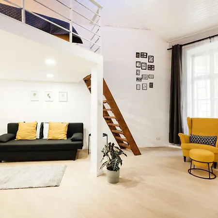 Vibrant Budapest Studio Exterior photo